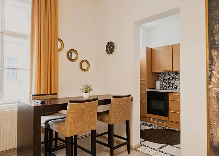 Budget & Comfy 2 Adjacent Great For Long-stays Apartamento *