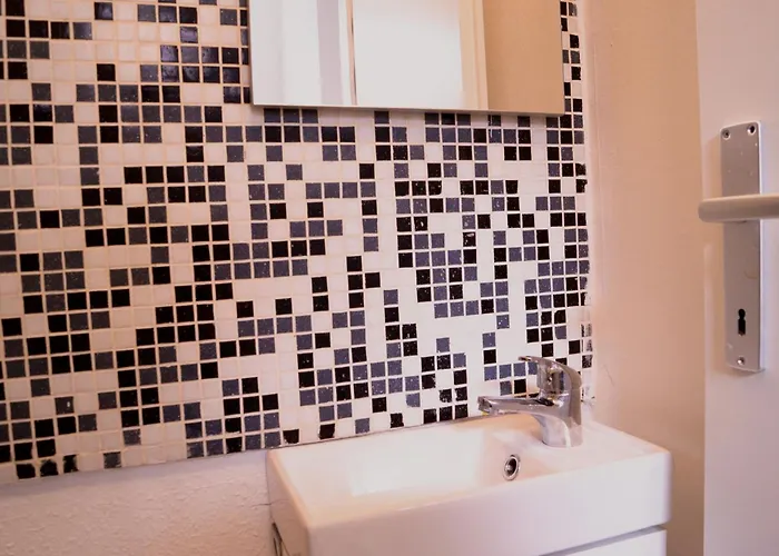 Apartamento Budget & Comfy 2 Adjacent Great For Long-stays *