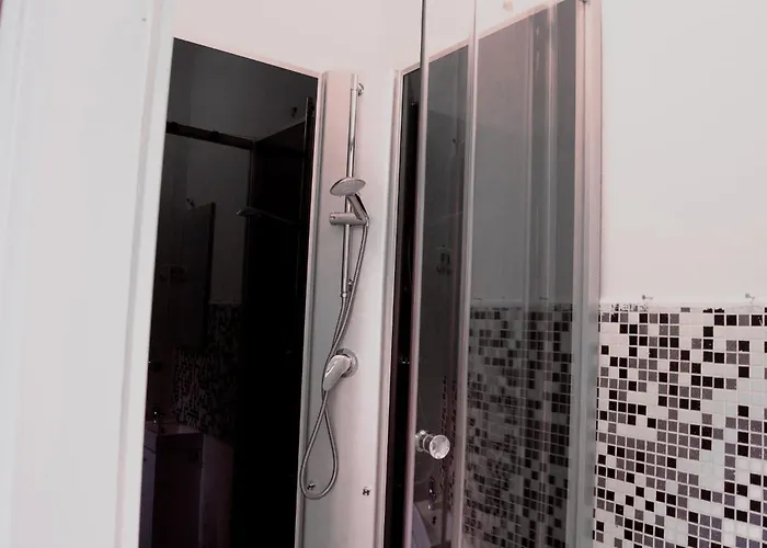 Apartamento Budget & Comfy 2 Adjacent Great For Long-stays Viena