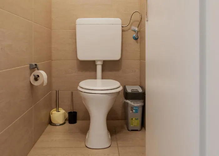 Budget & Comfy 2 Adjacent Great For Long-stays Viena