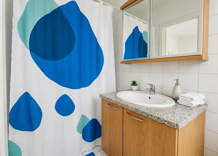 Budget & Comfy 2 Adjacent Great For Long-stays Apartamento
